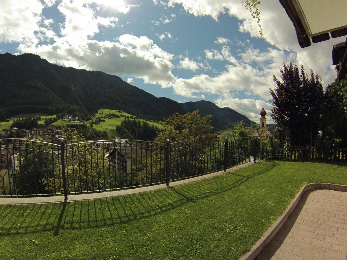 Villa Hubertus Ortisei Eksteriør bilde