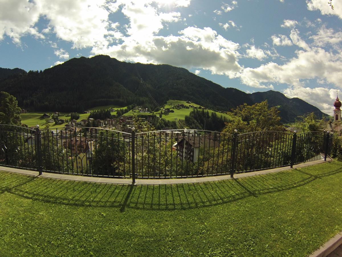 Villa Hubertus Ortisei Eksteriør bilde